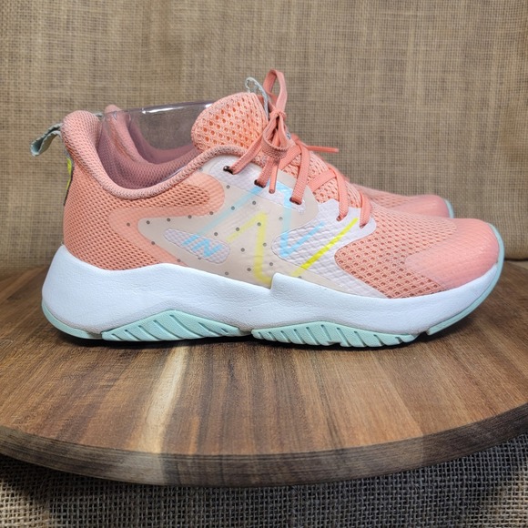 New Balance Other - New Balance Rave‎ Run 2 Kids Running Shoes Size 3.5 Pink White Athletic Sneakers